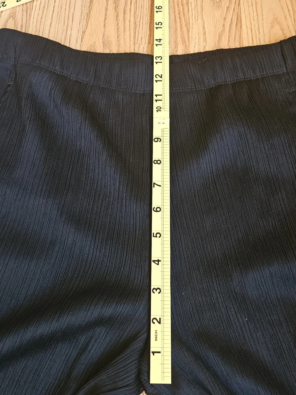 Chico's Women's Black Textured Crinkle Wide Leg Pants Pockets Petite Size 1P MP - Picture 10 of 15